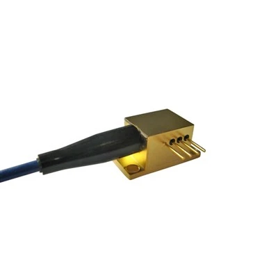 808nm-es 4W-os szálas lézerdiódák PD-vel